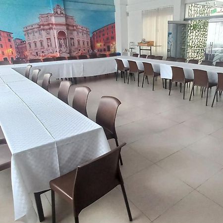 Hotel En Bogota - Fontana Di Trevi エクステリア 写真