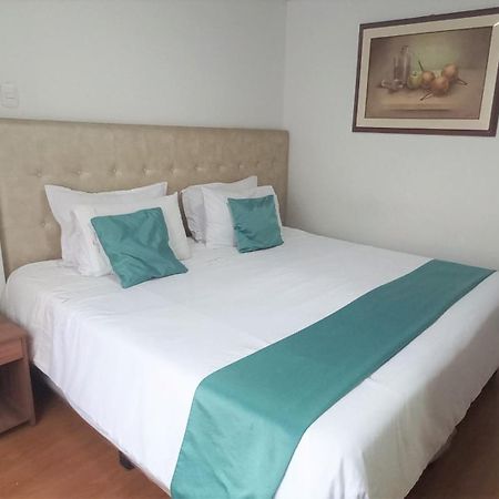 Hotel En Bogota - Fontana Di Trevi エクステリア 写真