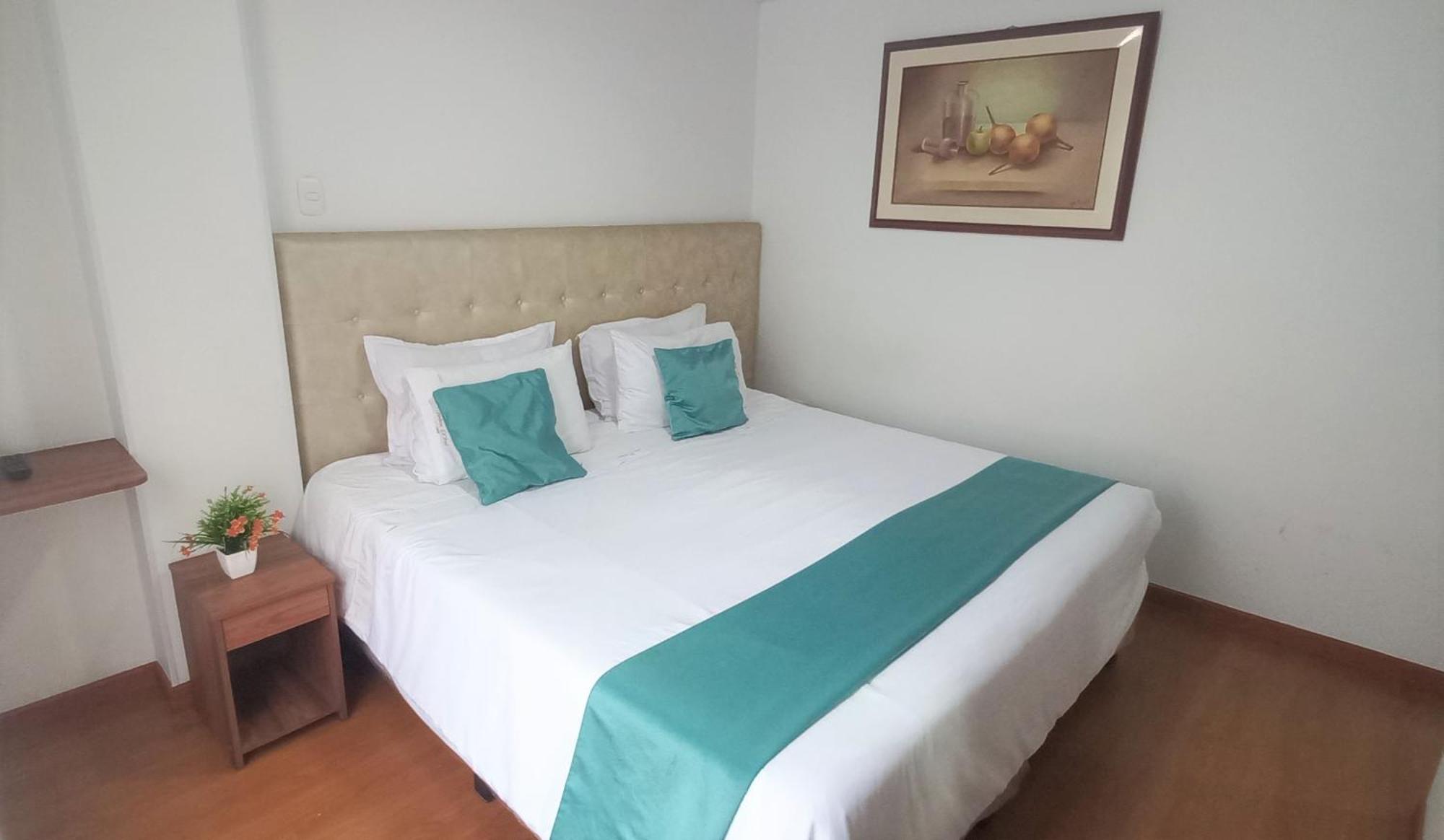 Hotel En Bogota - Fontana Di Trevi エクステリア 写真